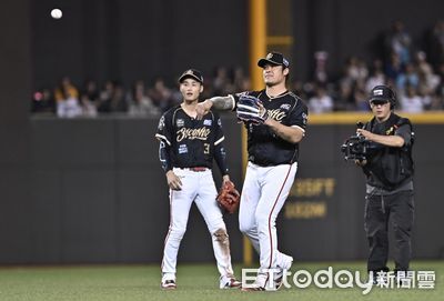 林智勝引退儀式揭曉新身分!魏應充宣布擔任味全教練傳承精神