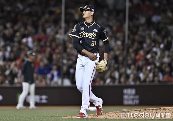 ▲▼  中職黃暐傑。（圖／記者李毓康攝）