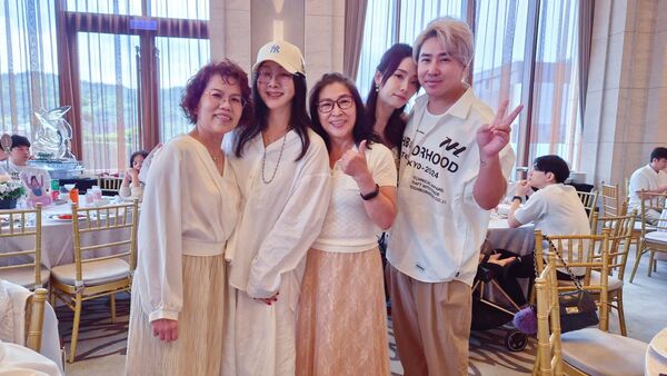 ▲▼陳美鳳參加歐漢聲女兒生日趴。（圖／翻攝自臉書）