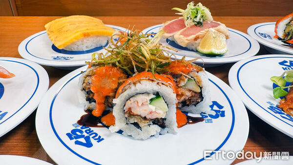 ▲藏壽司再度聯名「吉伊卡哇」　18款原創造型扭蛋9/12登場。（圖／藏壽司提供）