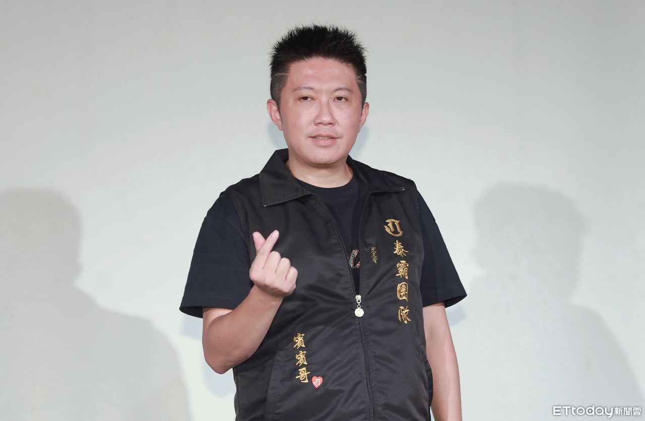 賓賓哥又闖禍!突襲國中演講硬開直播 校方、家長全氣炸