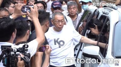 柯文哲交保上車就嗡嗡嗡　最關心雙子星：怎麼蓋這麼慢？