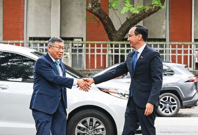 「黃國昌還差柯文哲一大截」　民眾黨員：頂多是月亮