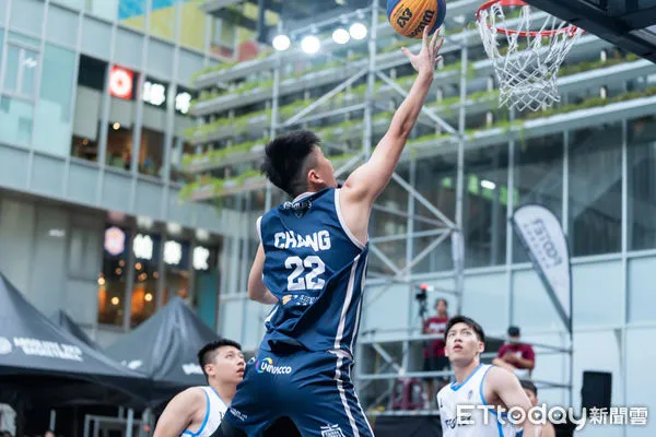 ▲地主球隊「五鮮級野獸」在Absolute3x3台南站成功衛冕，現場氣氛沸騰。（記者林東良翻攝，下同）