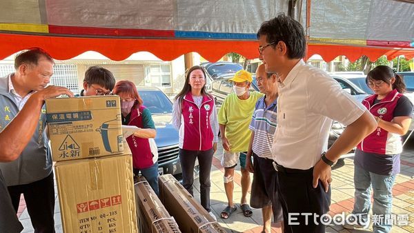 ▲為協助受災戶儘快恢復基本生活所需，民進黨號召社會各界力量，募集愛心家電。（圖／記者游瓊華翻攝）