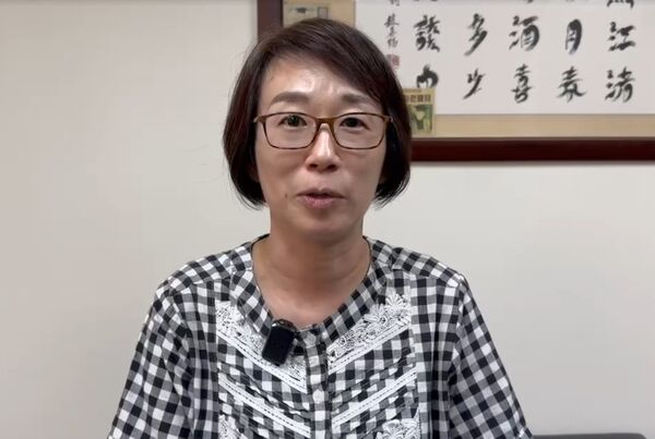 ▲長榮大學女生宿舍吊扇位置過低，女學生起床不慎遭扇葉擊傷。（民眾提供，下同）