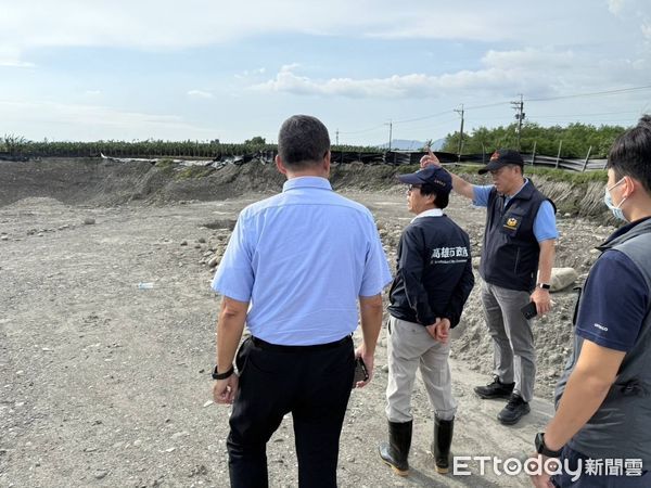 ▲▼盜採砂石挖出「美濃大峽谷」！高市府地毯式巡查　3招從源頭監管。（圖／記者賴文萱翻攝）