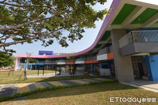 ▲苗栗縣六合非營利幼兒園傳校園暴力，園長指控女家長毆打頭部致腦震盪，警方受理後調閱監視器仍遭拒絕。（圖／記者楊永盛翻攝）