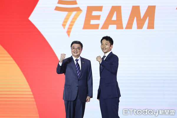 ▲新任運動部長李洋出席揭牌暨布達典禮。（圖／記者林敬旻攝）