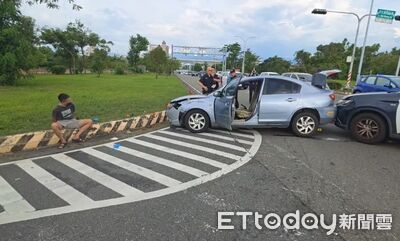 快訊／嘉義街頭驚悚追逐10分鐘！贓車男衝撞員警　警連轟12槍制伏