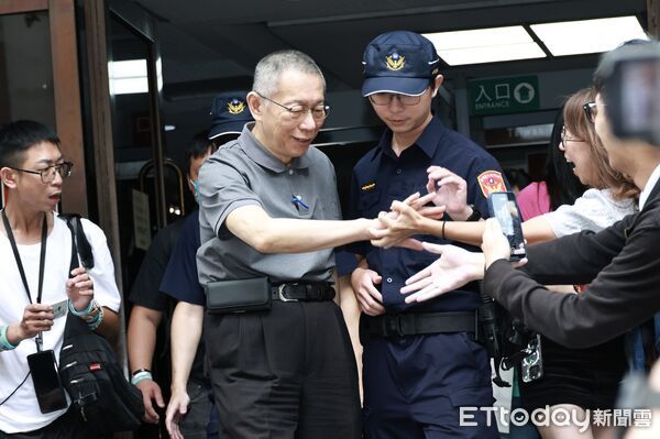▲▼ 台北地院審理京華城案柯文哲交保首出庭   。（圖／記者黃克翔攝）
