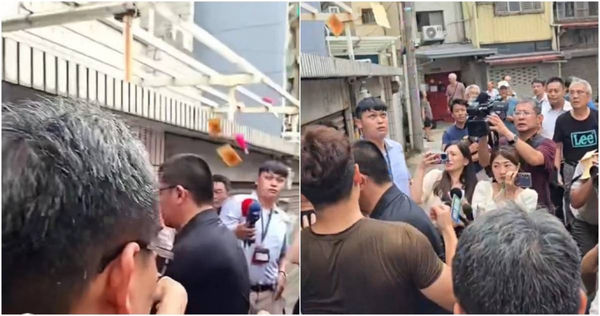 自稱青鳥、台獨分子的網紅「吃屎哥」亂入撒冥紙嗆聲。（圖／翻攝自Facebook／網路紅人 吃屎哥）