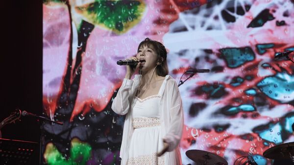 ▲▼宋羽葤擔任阿沁上海演唱會表演嘉賓。（圖／湘熹娛樂提供）