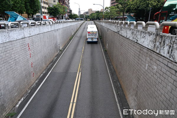 ▲▼  公館圓環拆除前場景。（圖／記者黃克翔攝）