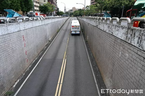▲▼  公館圓環拆除前場景。（圖／記者黃克翔攝）