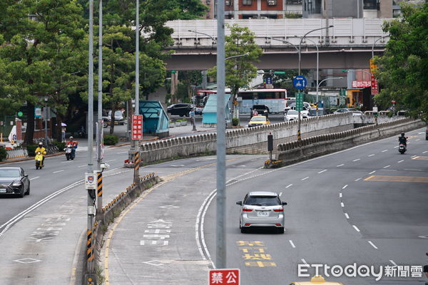 ▲▼  公館圓環拆除前場景。（圖／記者黃克翔攝）