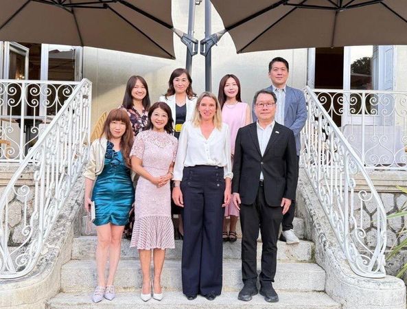 ▲▼台灣法國國會友好協會會長林楚茵、台灣瑞士國會友好協會會長林宜瑾、歐洲議會友好協會會長吳沛憶以及黨籍立委沈發惠、李柏毅共同組團，4日起赴歐進行國會外交。（圖／翻攝自Facebook／林楚茵臉書）