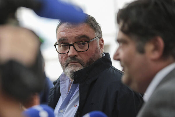 ▲▼法國53歲麻醉師佩西耶（Fr&eacute;d&eacute;ric P&eacute;chier），被指控蓄意毒害30名病患，最終導致其中12人死亡，只為了展現自己的急救技術，傷害與他有衝突的同事。。（圖／達志影像／美聯社）