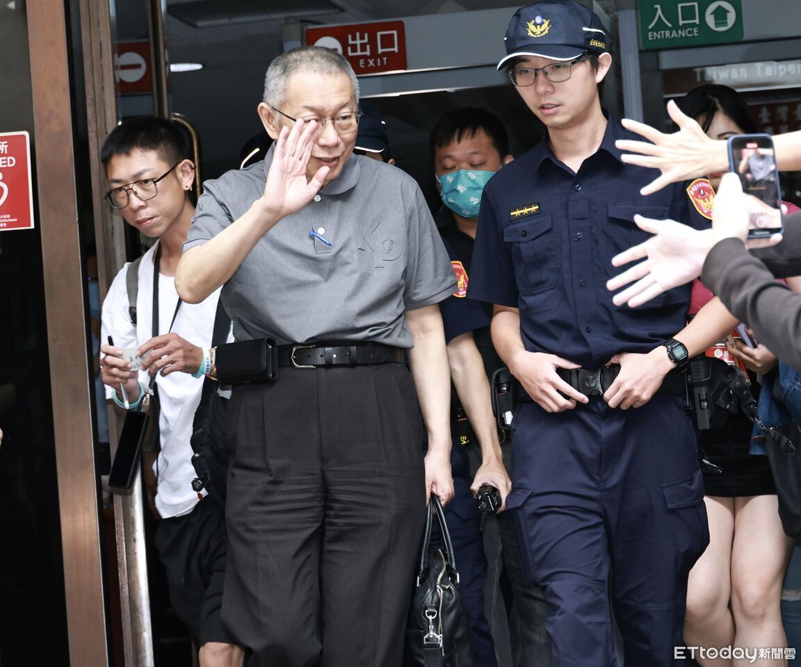 分析柯文哲2.0有「三大關卡」要過　黃揚明示警：藍白不合連任清德
