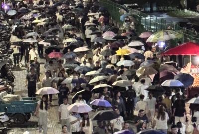 富士康鄭州廠iPhone 17產線近滿產　20萬員工兩班制趕工