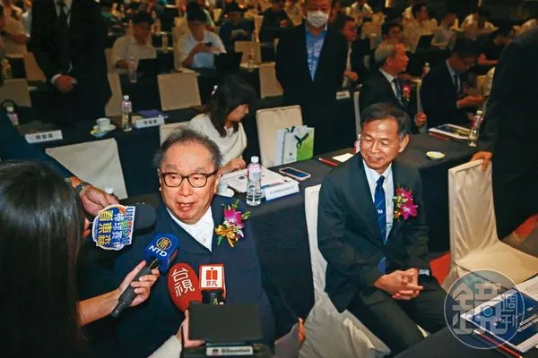 廣達集團董事長林百里信奉烏龜哲學，孫公司達明機器人也同樣低調做事努力研發。