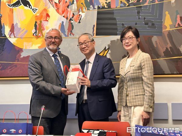 ▲▼台法友好，台灣立法院「友法小組」多位委員，赴法國國民議會與「友台小組」議員相見交流。（圖／記者林育綾攝）