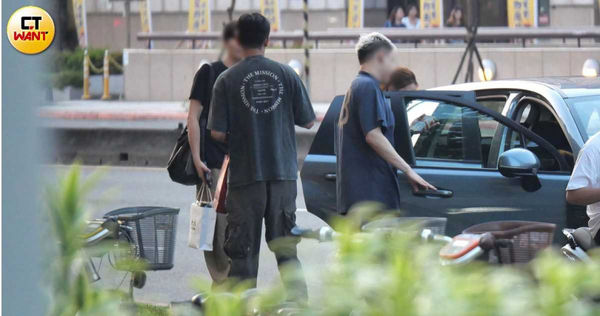 陽光鮮肉1／小禎疑迎戀情甜笑藏不住　高帥男伴「激似大谷翔平」