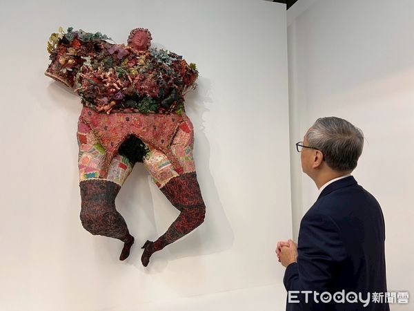 ▲▼文化部長李遠參訪大皇宮，與曾擔任巴黎拉維特園區主席傅希耶（Didier Fusiller）見面，還與法國國家電影與動畫中心（CNC）主席布魯埃爾（Gaëtan Bruel）會面交流。（圖／記者林育綾攝）