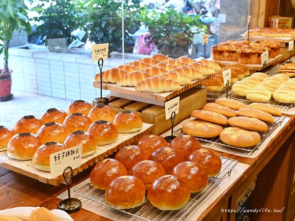 ▲▼徐紹桓原麥烘焙所。（圖／部落客糖糖`s 享食生活授權提供）