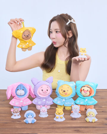 ▲▼7-11推出「小熊維尼系列白色森活」與「小熊維尼&熊抱哥系列熊賀森活」快閃購活動。（圖／業者提供）