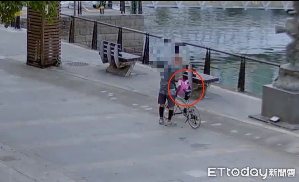 ▲▼胡姓街友做完筆錄又涉嫌偷貓塞塑膠袋，警方在桃園逮捕胡男，檢方聲押獲准             。（圖／記者陳以昇翻攝）