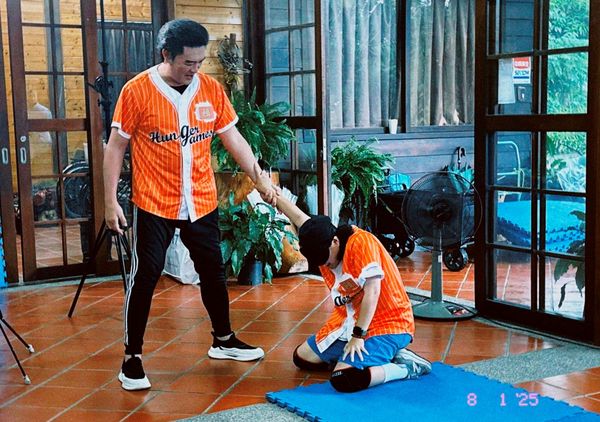 ▲▼蔡黃汝（左起）、許孟哲、孫協志、王仁甫、李紫嫣、陳沛冪、林美貞、米可白、吳鈴山。（圖／中視提供）