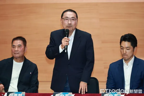 ▲▼ 財劃法大出包　【十五縣市站出來！捍衛地方補助】記者會 -侯友宜。（圖／記者黃克翔攝）