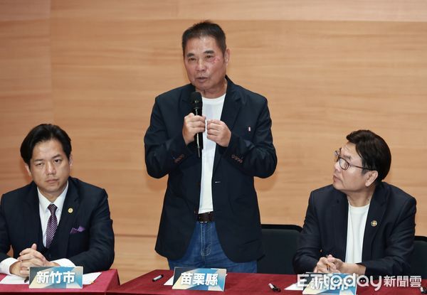 ▲▼ 財劃法大出包　【十五縣市站出來！捍衛地方補助】記者會 -鍾東錦。（圖／記者黃克翔攝）