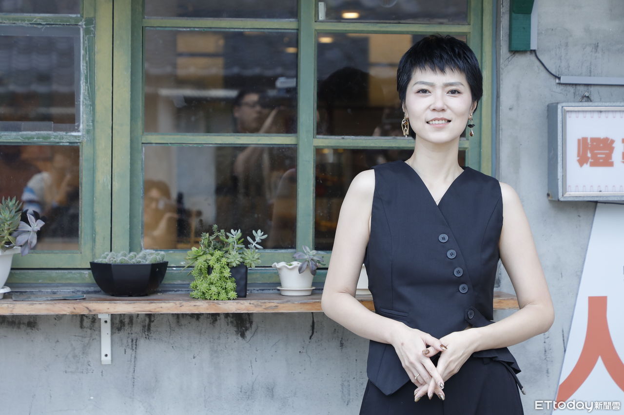 曹雅雯恐怖狂粉「海景第一排」騷擾 2警到場不處理被記申誡