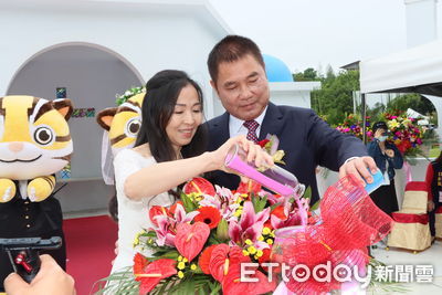 存款逾3億成焦點 鍾東錦:娶到好老婆!每年申報被都凌遲一次