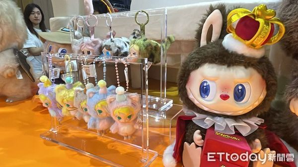 ▲▼ 泡泡瑪特、LABUBU、星星人、2025北京服貿會            。（圖／記者任以芳攝）