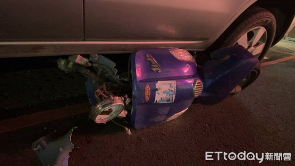 ▲▼高雄中芸國小旁「恐怖休旅」失控連撞8車　男酒測值0.73當場被逮捕。（圖／記者吳奕靖翻攝）