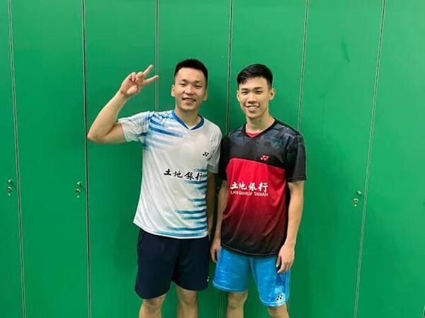 盧震曾和李洋搭檔打國際賽擠進8強。（翻攝自李洋臉書）