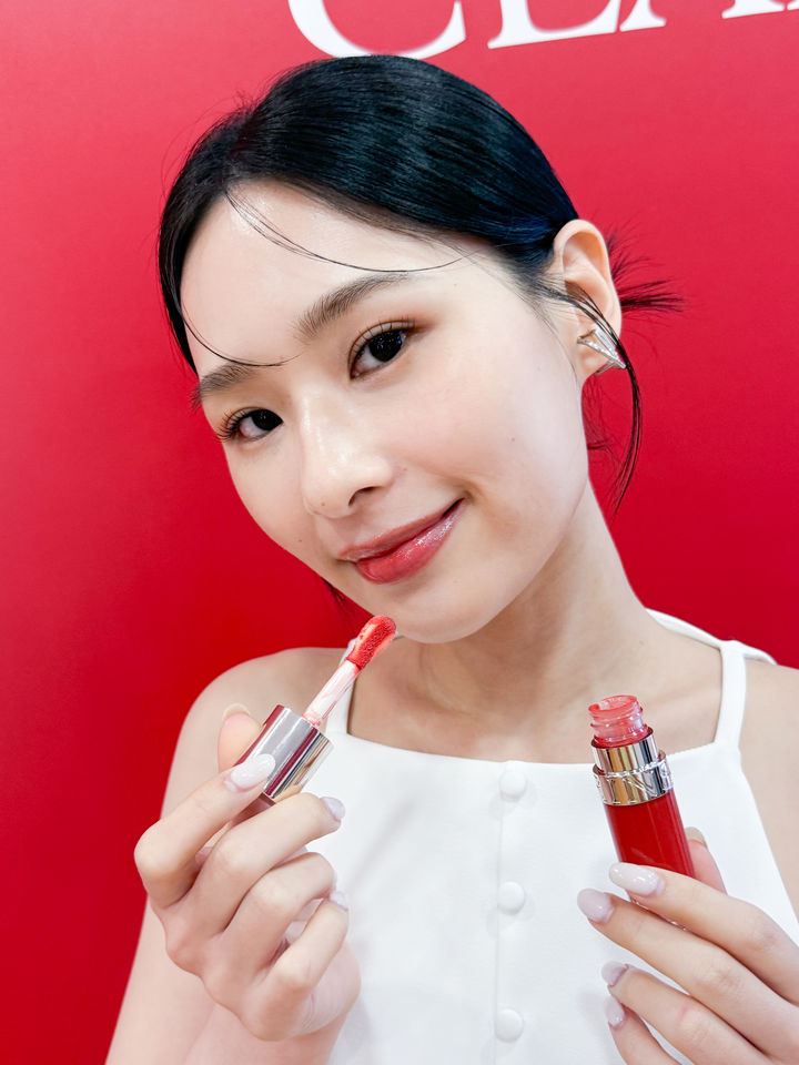 克蘭詩,媚比琳,唇油,唇彩,彩妝,美妝,。（圖／記者李薇攝、品牌提供）