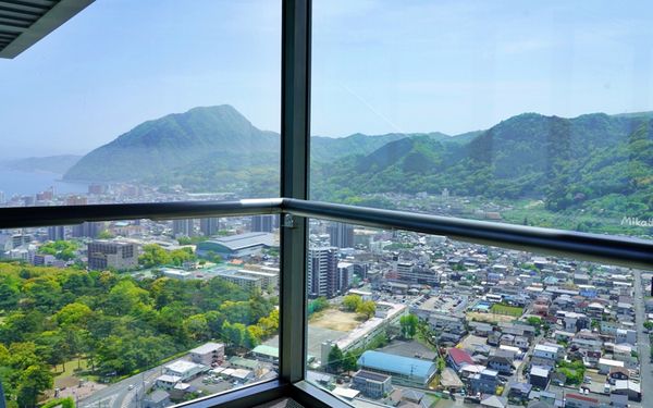 ▲▼世界之塔 Global Tower。（圖／部落客Mika出走美食日誌授權提供）