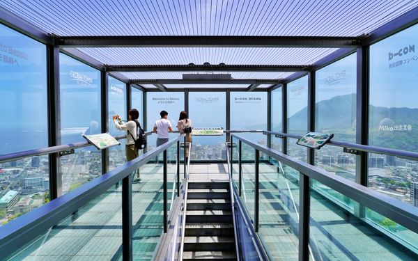 ▲▼世界之塔 Global Tower。（圖／部落客Mika出走美食日誌授權提供）