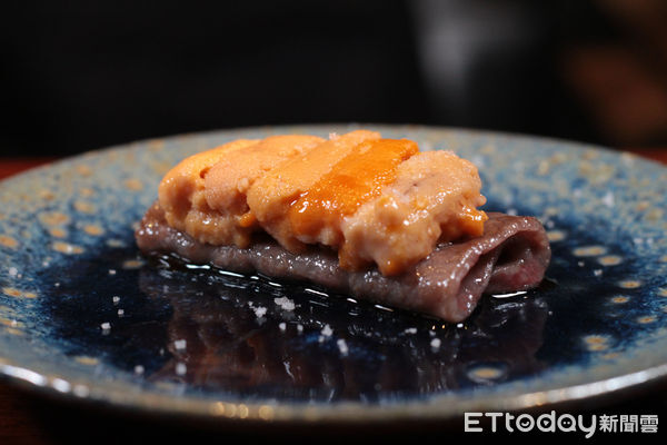 ▲侍燒肉9/23首度對外開放預約　吃得到38個月正宗松阪牛。（圖／記者黃士原攝）