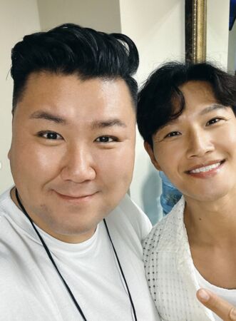 ▲金甲鎮與金鐘國合作18年，但坦言不知情對方已經簽給GD公司。（圖／翻攝自金鐘國、金甲鎮IG）