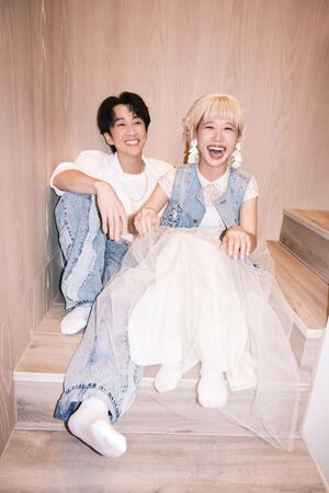 ▲LULU嫁陳漢典「穿婚紗走紅毯」。（圖／翻攝自LULU IG）