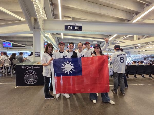 ▲熱血應援！數千台人力挺紐約洋基台灣日　棒球外交寫下歷史新頁。（圖／帕菲克國際運動行銷提供）