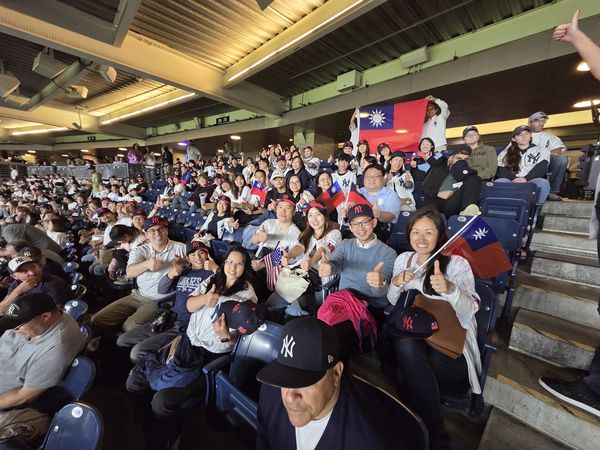 ▲熱血應援！數千台人力挺紐約洋基台灣日　棒球外交寫下歷史新頁。（圖／帕菲克國際運動行銷提供）