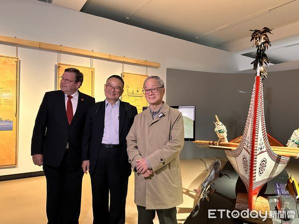 ▲▼捷克國家技術博物館（National Technical Museum）、國立台灣博物館兩者雖相隔近萬公里，卻有不少共同點，兩館合作特展，文化部長李遠也親自造訪。（圖／記者林育綾攝）