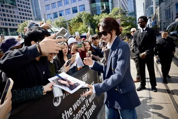 ▲《女孩》導演舒淇、監製葉如芬到多倫多國際影展。（圖／甲上提供）