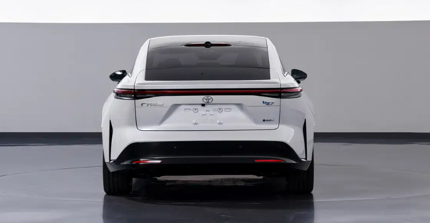 ▲TOYOTA bZ7送測完成！即將今年上市參戰電動車戰場。（圖／翻攝自大陸工信部）